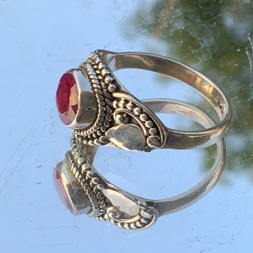 BOUTIQUE NATURAL FACETED RUBY 925 SILVER RING, 8.5 - Picture 4 of 13